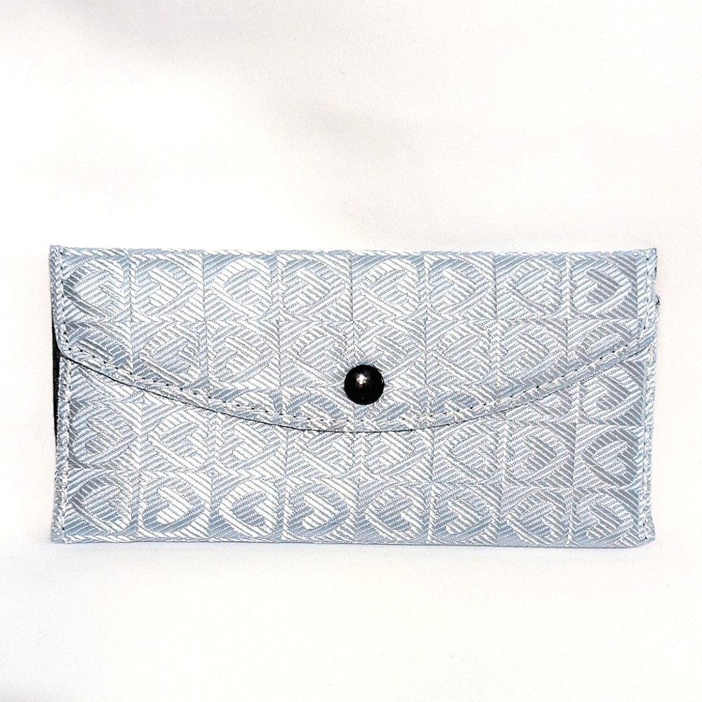 Elegant Silver Blue Heart Patterned Long Wallet